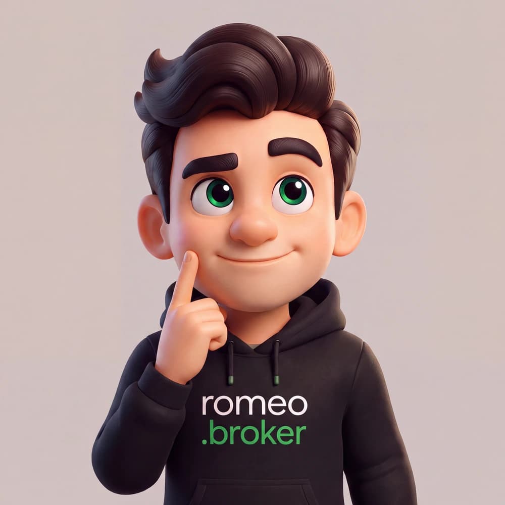 Romeo com expressão atento